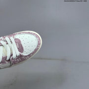 MLB Chunky Liner Low-Top Sneakers in Mauve and White