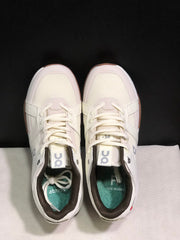 On THE ROGER Clubhouse Pro Tennis Shoes White Brown
