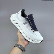 On Cloudtilt Sneakers White Navy