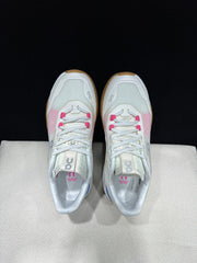 On The Roger Advantage Pro Tennis Shoes, White Blue Pink