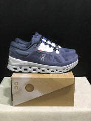 On Cloudstratus 3 Running Shoes in Navy Blue