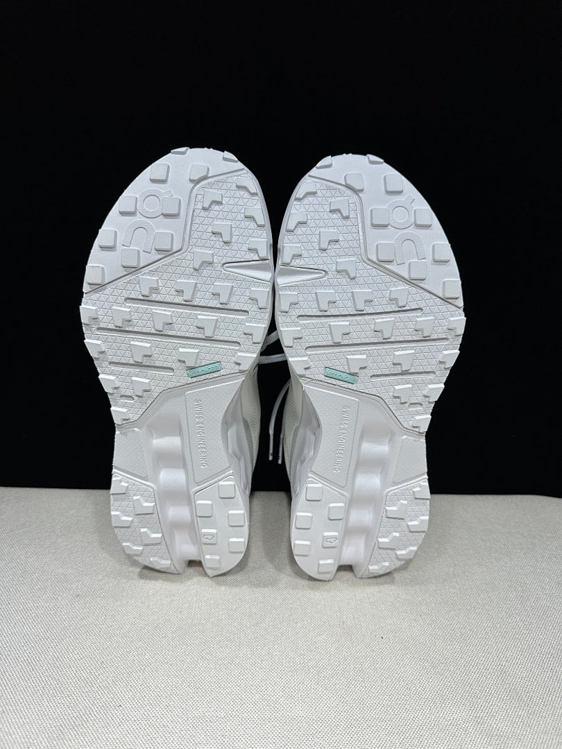 On Cloudsurfer Trail White Trail Running Shoes