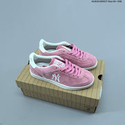 MLB Clubbie SD Low-Top Sneakers in Suede