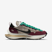 Nike sacai VaporWaffle Sneakers Burgundy DD3035-200