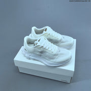 Alo Yoga Alo Runner Low-Top Running Sneakers