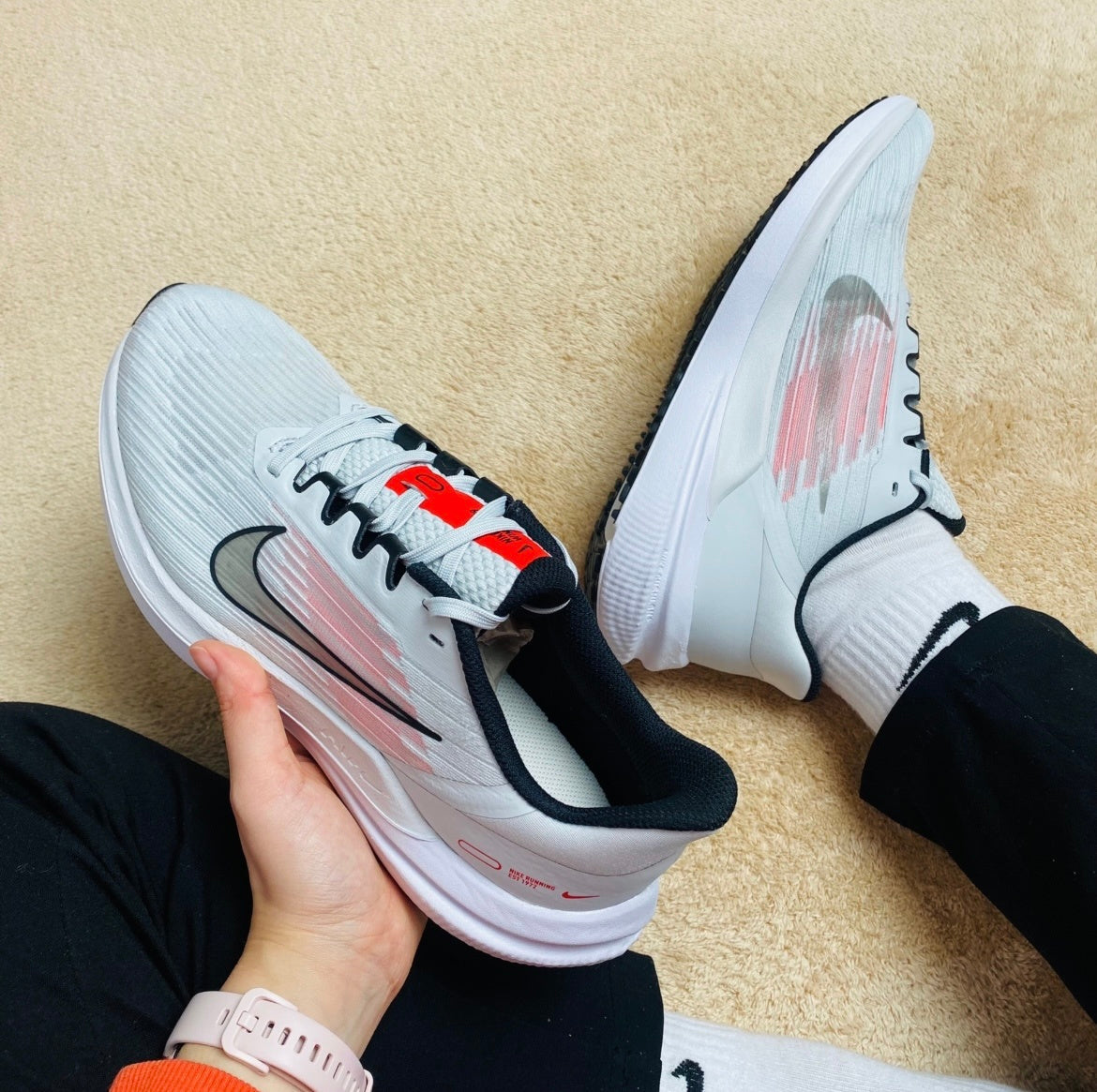 Nike Air Winflo 9 Running Shoes White and Pink DD6203-009