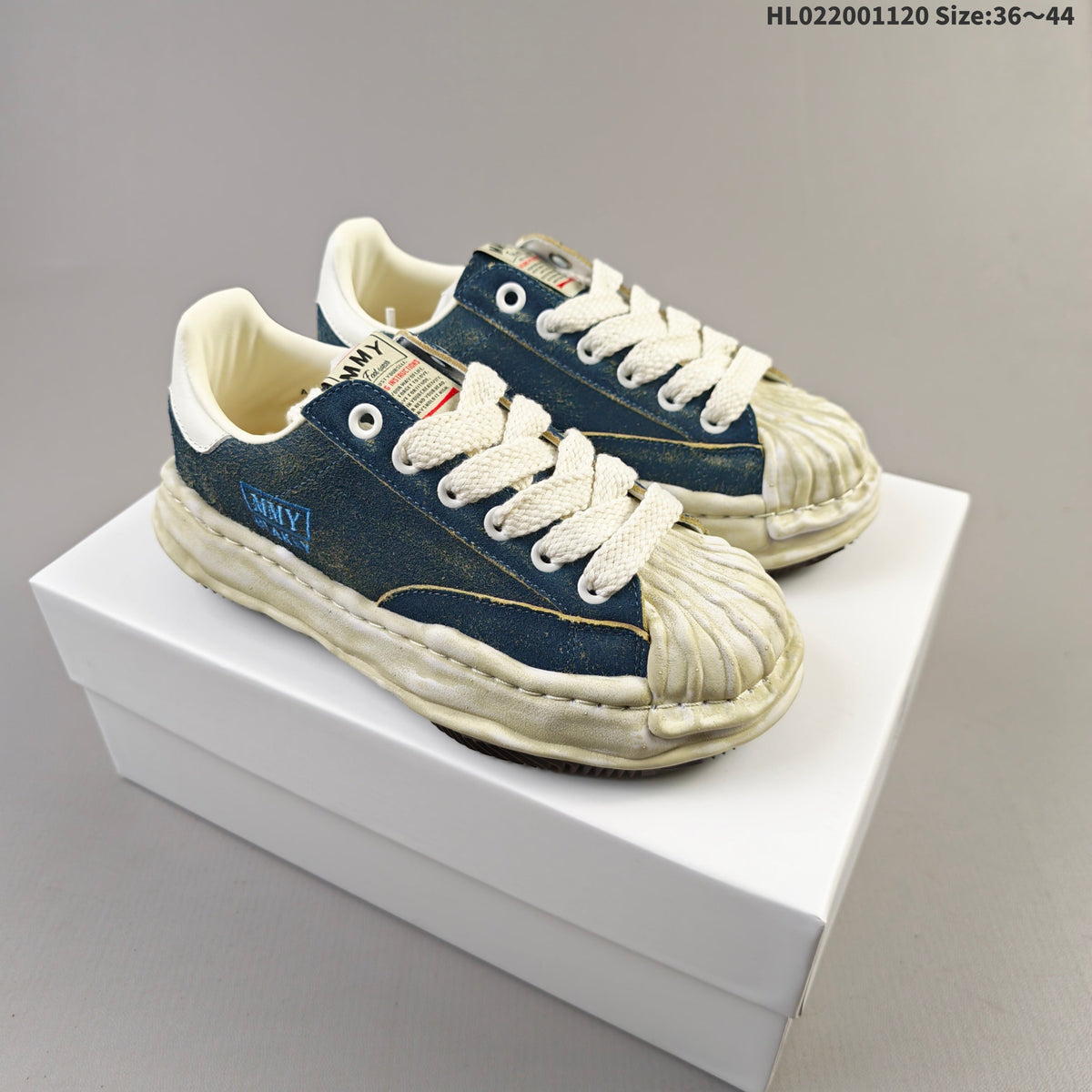 MMY Wayne Low-Top Sneakers in Blue Denim