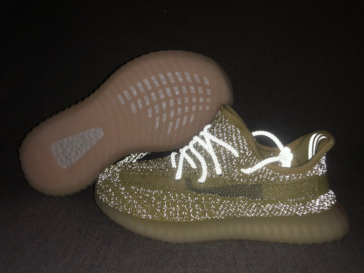 Yeezy 350 V2 Kids Sneakers in Yellow and Olive
