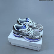 Saucony ProGrid Omni 9 Retro Running Sneakers