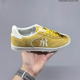 MLB Clubbie SD Low-Top Sneakers in Suede